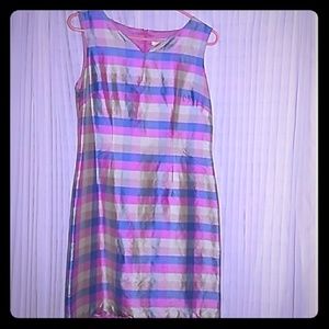 Very pretty🤑 shift dress Price Firm 5/$20